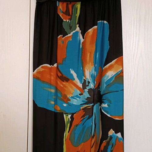 Dress with one strap black with flowers like new