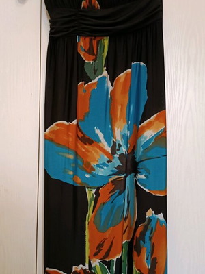 Dress with one strap black with flowers like new