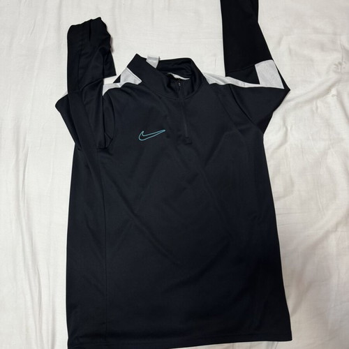 Nike fleece sweatshirt, black, size M