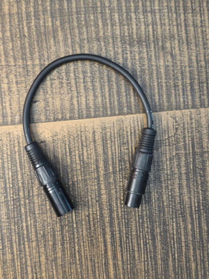 Short XLR 3-pin microphone cable male-female like new, 36 cm