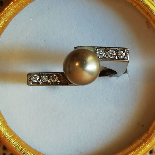 Steel solitaire ring silver with synthetic pearl and zircon new