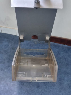 Tork set with hand towel and liquid soap holders like new