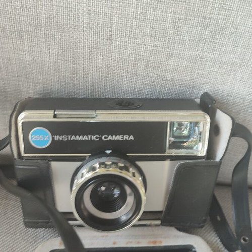 Kodak Instamatic 255X vintage camera used with original case