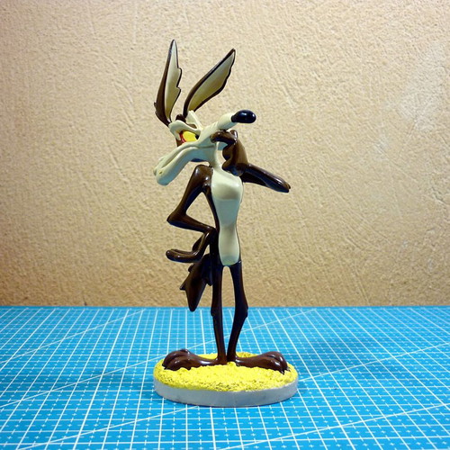 Wile E. Coyote Figure - Looney Tunes (DeAGOSTINI)