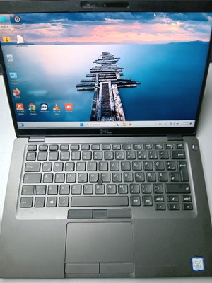 Dell 5400 i5 8ης γενιάς φορητός υπολογιστής μεταχειρισμένος, 8GB RAM, 512GB SSD, 14" Full HD