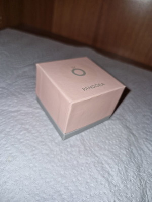 Pandora small box new, 6 cm for charms