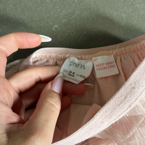 Zara tulle skirt for girls like new, pink, size 3-4 years