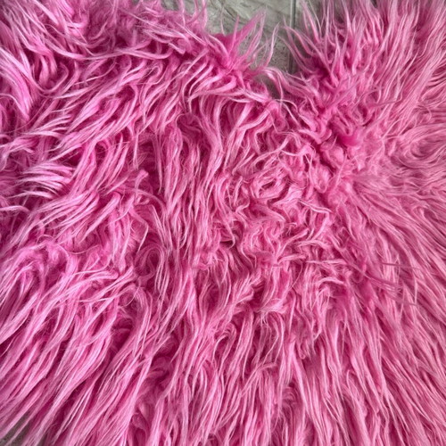 Heart-shaped fluffy rug like new