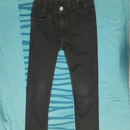 Pack of jeans and two sequin blouses like new, size 128
