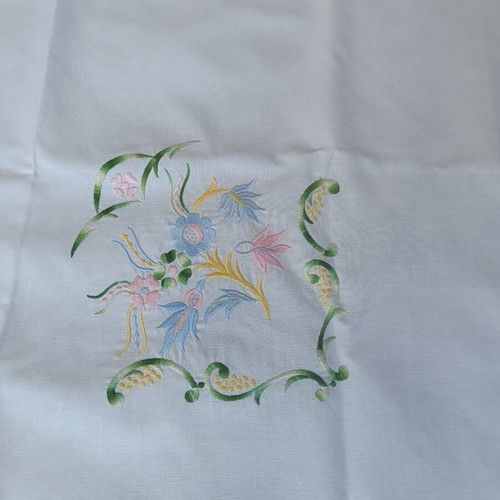 Vintage embroidered tablecloth 1.35×0.83m used, colorful floral design