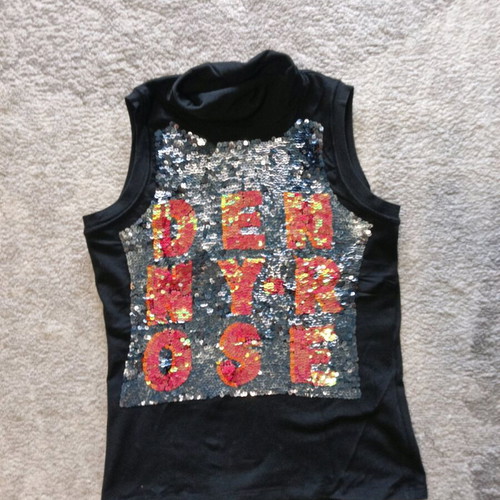 Denny Rose sleeveless turtleneck blouse like new, size Medium, black with sequins