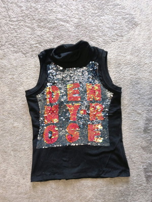 Denny Rose sleeveless turtleneck blouse like new, size Medium, black with sequins