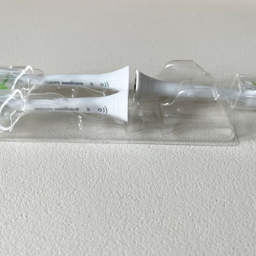 Philips Sonicare W2 Optimal White Toothbrush Heads Pack of 3 New