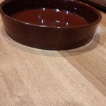 Ceramic baking dish used, 23.5 cm diameter