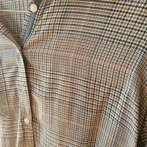 Millenium women's shirt like new, multicolor, size L