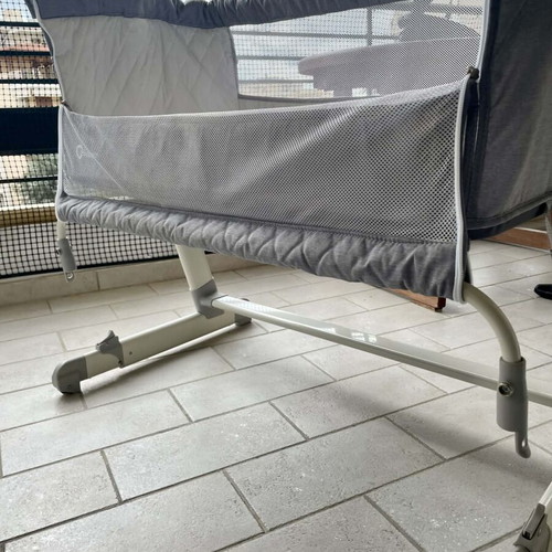 Lionelo Theo Concrete Baby Cot like new with mattress and side opening
