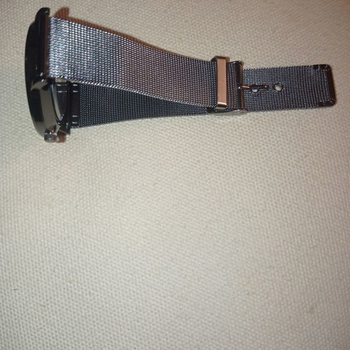 Unisex watch with black dial 4cm new