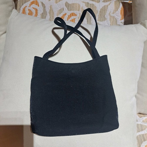 Small satin handbag like new, black