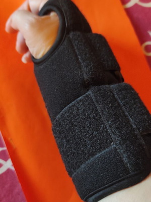 Wrist Brace like new