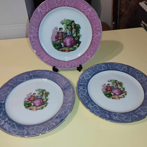 Decorative porcelain plates used from Japan with small chip