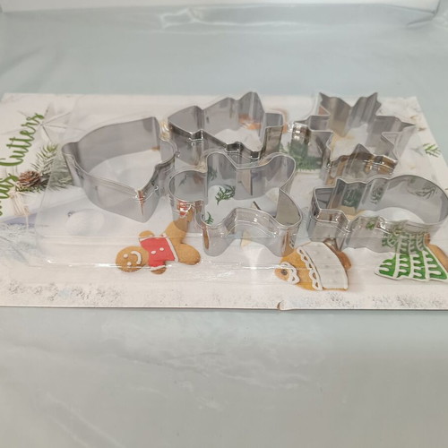 Metal cookie cutter set 5 pieces new