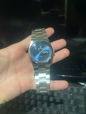 Poedagar watch like new, silver unisex