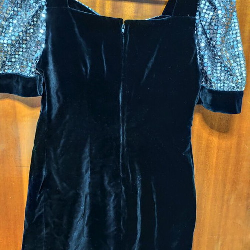 Black velvet dress with sequins on sleeves and bust like new