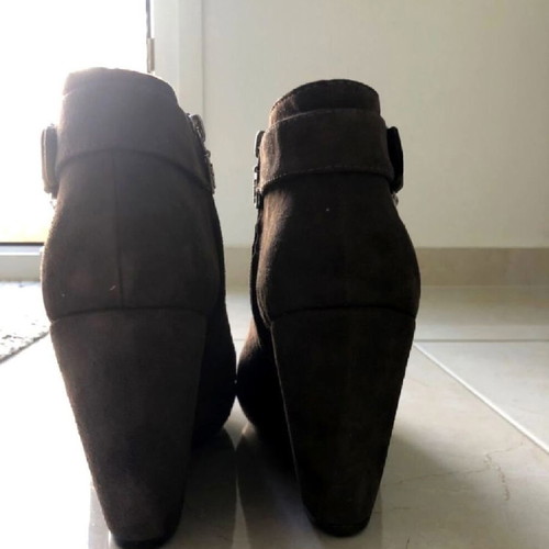 Geox anatomical leather ankle boots like new