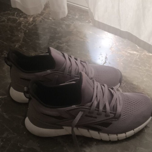 Reebok women's athletic shoes like new, size 40, purple