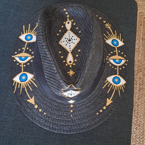 Handmade hat with painted design, new, adjustable size, black and blue