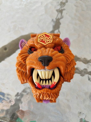 Mighty Max Grapples with Battle Cat vintage playset 1993
