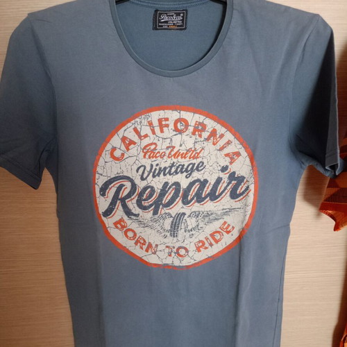 Men's blue t-shirts used, pack of 2, medium size