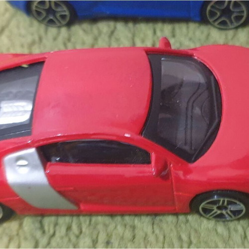 Bburago Street Fire toy cars 1:43 scale, like new, set of 2