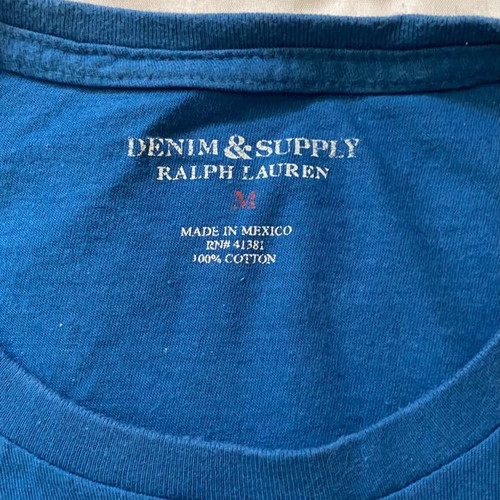 Branded t-shirts used in excellent condition, sizes L and M