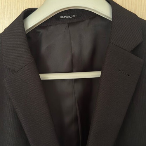 Berto Lucci men's suit Large black like new