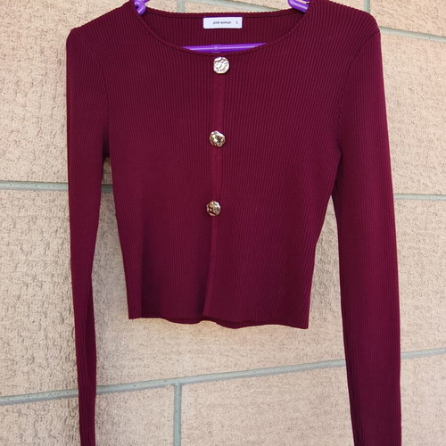 Pink Woman long-sleeve crop top, red, size S