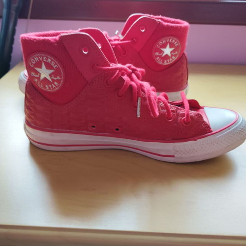 Converse leather unisex sneakers used, size 40, red