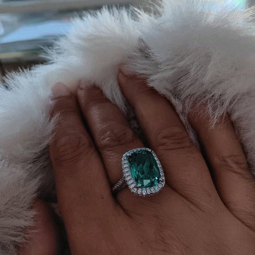 Dreamy silver ring with faceted aquamarine stone new