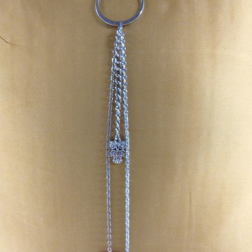 Single earring new with hoop and long chain, of wisdom, peace and love