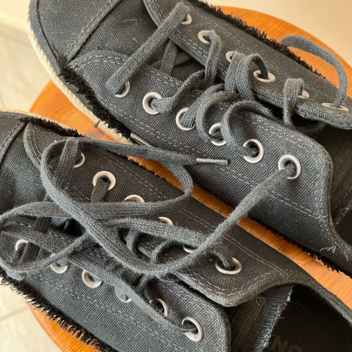 Converse All Star women's athletic shoes like new, size 39, black