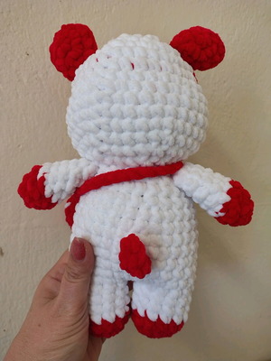 Knitted cow strawberry