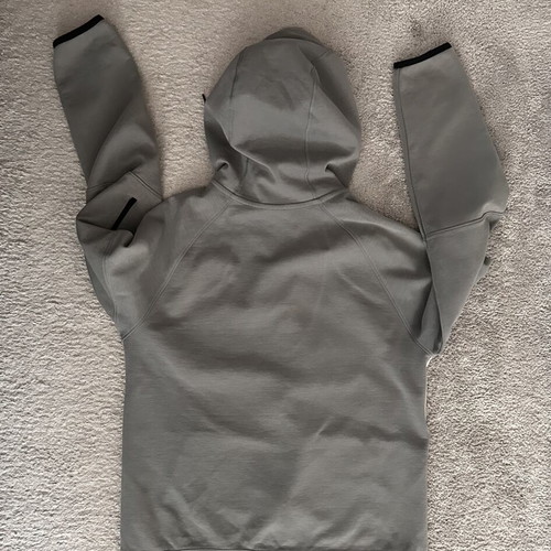 Nike Men's Sportswear Full Zip Hoodie Tech Fleece Smoke Grey S like new