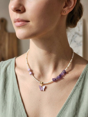 Handmade necklace with pearls, amethyst and purple butterfly like new