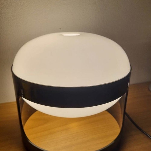 Lamp model KD 27 used, designed by Joe Colombo