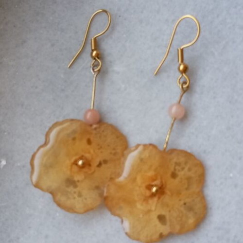 Flower earrings, yellow