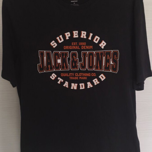 Jack & Jones Essentials short sleeve t-shirt like new, size M, black
