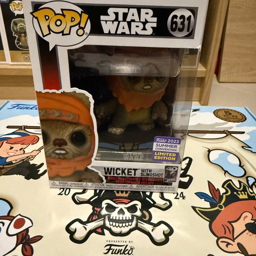 Funko Pop! Vinyl Star Wars Wicket with Slingshot #631 like new Summer Convention 2023