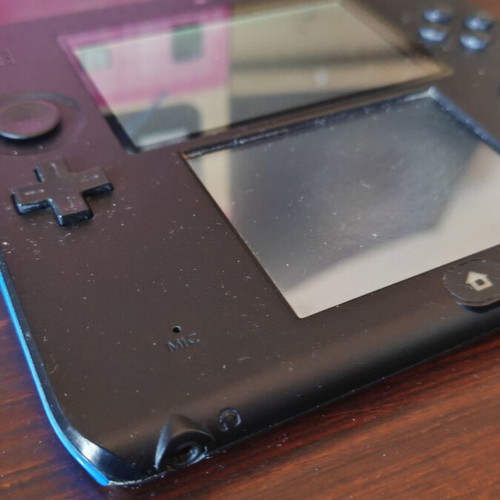 Nintendo 2DS Kirby Limited Edition used, European version with charger and stylus