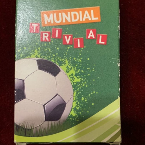 Football Quiz 33 cards like new