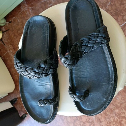 Leather sandals used, size 40, black